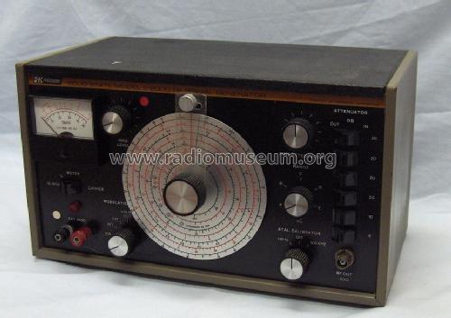 RF Signal Generator E-200D; B&K Precision, (ID = 1166119) Equipment