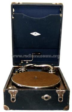 Portable gramophone similar to Edison-Bell EB321; Edison-Bell-Penkala (ID = 2398043) TalkingM