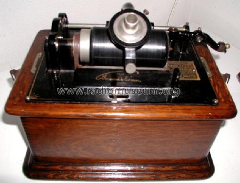 Phonograph Standard B; Edison, Thomas A., (ID = 500700) TalkingM