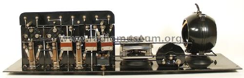 RF2; Eisemann Magneto (ID = 1381581) Radio