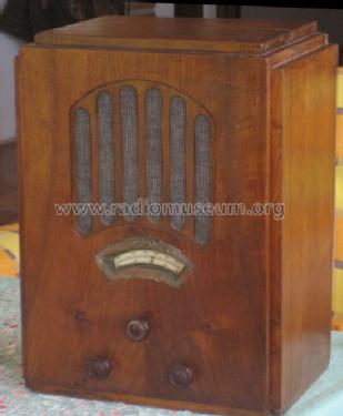 L4; Elecco, La (ID = 1033087) Radio