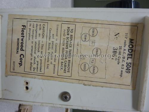 Fleetwood 5049 ; Electrical Products (ID = 2745308) Radio