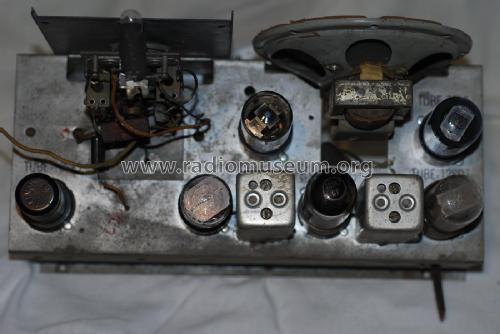 B20 ; Electro Appliances (ID = 2409686) Radio