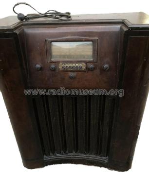 Airline Z40A85-H; Electrohome Dominion (ID = 2574158) Radio