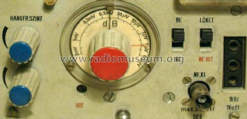 URH-FM Signal Generator MSA 12.10; Elektromechanikai (ID = 1151483) Equipment