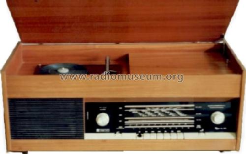 Akkord A102-0; Resprom; Veliko (ID = 393325) Radio