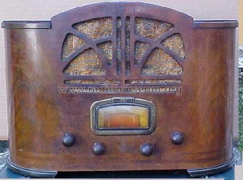 Overfrakke midler Bedrag 107 Ch= U-6-F Radio Emerson Radio & Phonograph Corp.; New York, NY