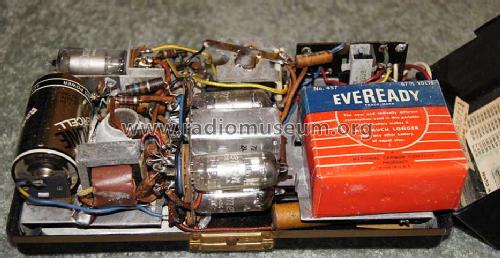584 ; Emerson Radio & (ID = 1036183) Radio