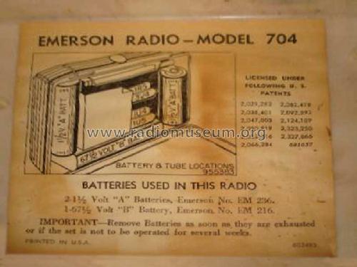 704 Ch= 120154-B; Emerson Radio & (ID = 246156) Radio