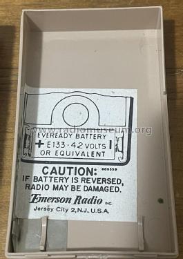 880 Ch= 120598; Emerson Radio & (ID = 2893349) Radio