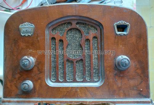 Brunswick International Universal Receiver ; Empire Electrical (ID = 2802563) Radio