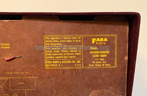 200M Clock Radio Telechron Movement ; Fada Radio & (ID = 2908133) Radio