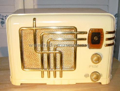 260-G ; Fada Radio & (ID = 271513) Radio