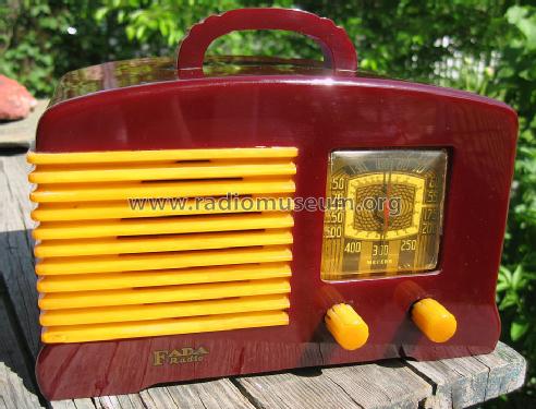 L-56 Catalin Group ; Fada Radio & (ID = 1239299) Radio