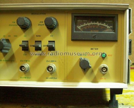 SIGNAL GENERATOR SSG 520; Farnell A.C. Ltd.; (ID = 2321167) Equipment