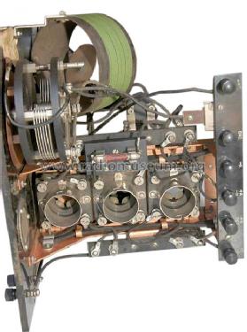 110 ; Federal Radio Corp. (ID = 262436) Radio