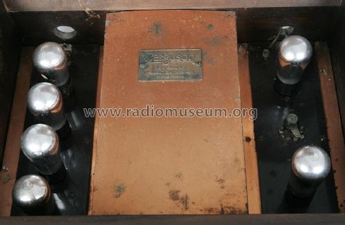 Model 10 ; Ferguson in the (ID = 2024990) Radio