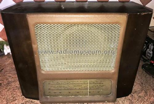 207A; Ferguson Brand, (ID = 2145055) Radio