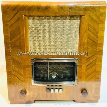 702; Ferguson Brand, (ID = 2697364) Radio