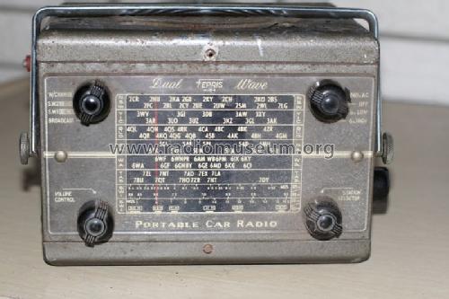 Portable Car Radio M 104; Ferris Bros. Pty Ltd (ID = 1351238) Radio