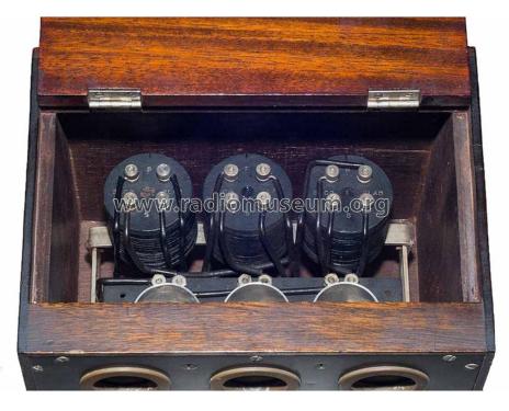 Three-Stage Audio Amplifier ; Firth, John & Co. (ID = 2331206) Ampl/Mixer