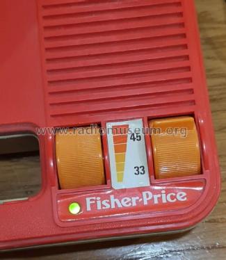 Phonograph 820; Fisher-Price; East (ID = 2590541) R-Player