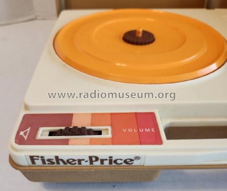 Phonograph 825; Fisher-Price; East (ID = 2972690) Sonido-V