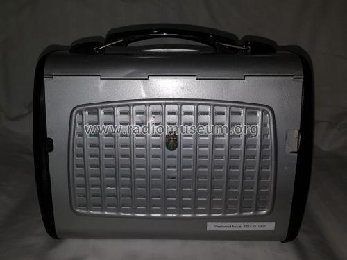 Fleetwood 1054; Fleetwood Television (ID = 2528149) Radio