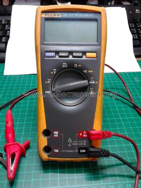 True RMS Digital Multimeter 175; Fluke, John, Mfg. Co (ID = 1883016) Equipment