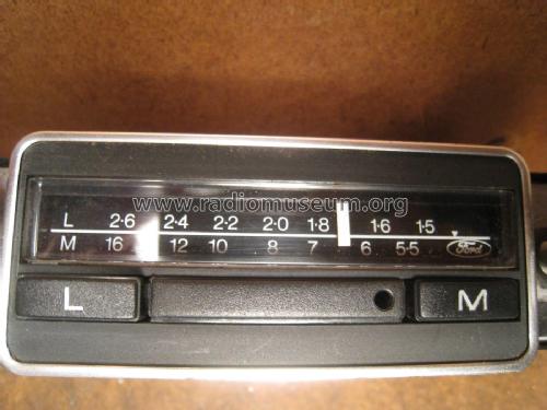 M21 A72SX-18K810-FA; Ford Motor Car Co (ID = 2065998) Autoradio