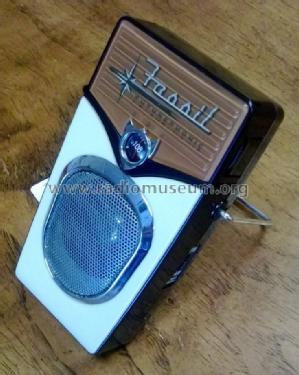 Futurephonic - Transistor Radio - AM/FM 2-Band Radio Receiver ; Fossil Inc.; (ID = 1721011) Radio