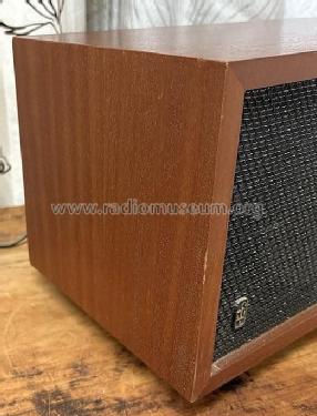 Flairline Mk II ; Fountain Electronic (ID = 3133948) Radio