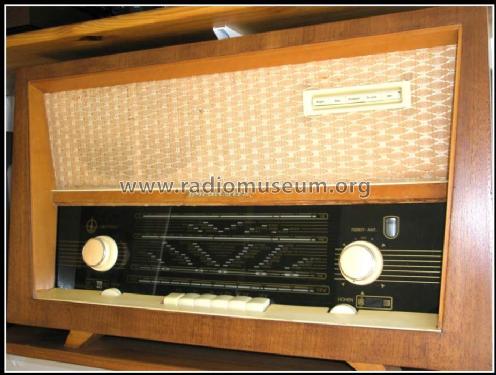 AM/FM-Super Dominante W102 Typ 1132; Funkwerk Dresden, (ID = 818851) Radio