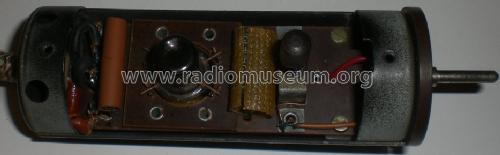 Röhrenvoltmeter RV6 KM586; Funkwerk Dresden, (ID = 1607356) Ausrüstung