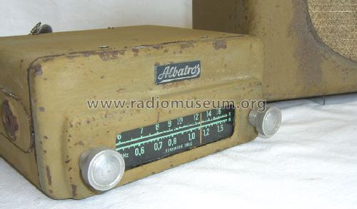 Albatros S1049D; Funkwerk Halle FWH, (ID = 1196016) Car Radio