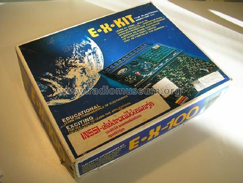 Electronic Experimenter Kit EX-100; Gakken Co. Ltd.; (ID = 1184655) Kit