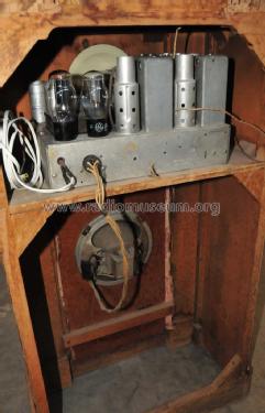 7J574 ; Gamble-Skogmo, Inc.; (ID = 1580696) Radio