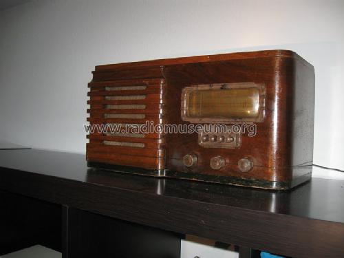 907 ; Gamble-Skogmo, Inc.; (ID = 935993) Radio