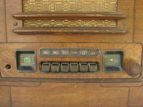 953 ; Gamble-Skogmo, Inc.; (ID = 1280306) Radio