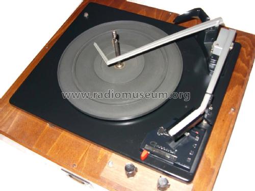 1025; Garrard Eng. & Mfg. (ID = 2150653) Sonido-V