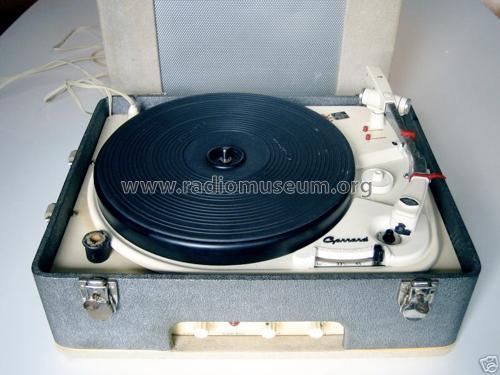 4HF; Garrard Eng. & Mfg. (ID = 694136) R-Player