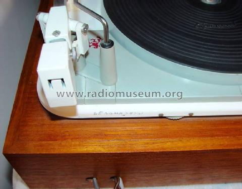 Type A; Garrard Eng. & Mfg. (ID = 500130) R-Player