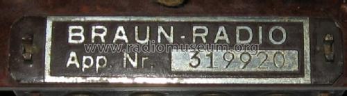 Deutscher Kleinempfänger 1938 DKE38; Braun; Frankfurt (ID = 477025) Radio
