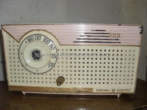 631; General Electric; (ID = 834895) Radio