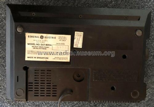 AM/FM Electronic Digital Clock Radio EA7-4645A; General Electric- (ID = 2646886) Radio