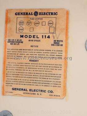 114W ; General Electric Co. (ID = 2260833) Radio