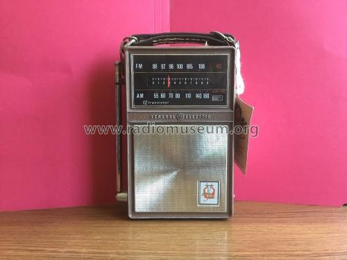 12 Transistor P1844B; General Electric Co. (ID = 2300904) Radio