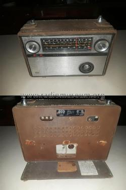 17 Transistor World Monitor P-990A ; General Electric Co. (ID = 2842716) Radio