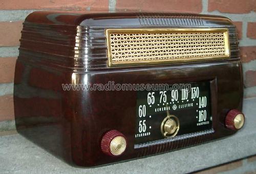 202 ; General Electric Co. (ID = 1882623) Radio