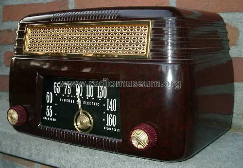 202 ; General Electric Co. (ID = 1882625) Radio